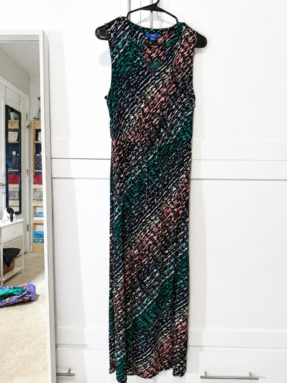 Apt. 9 Sleeveless Multi-Color Abstract Print Maxi Dress - size Medium